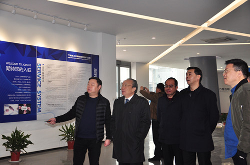 池州市政协主席张夏林、青阳县县长巩文生一行调研betway西汉姆联