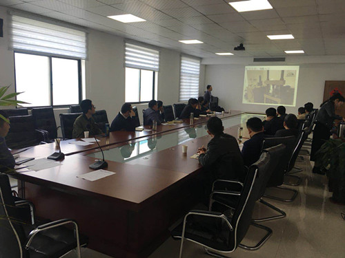 四月betway西汉姆联物联网巡回服务