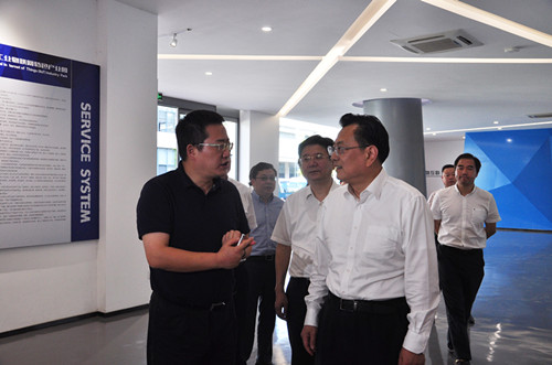 宁波市裘东耀市长一行考察betway西汉姆联传感