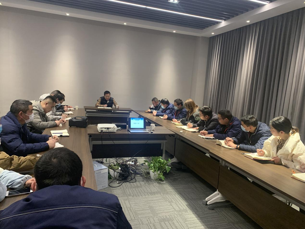 集团总裁柯建东等一行莅临郑州公司指导工作